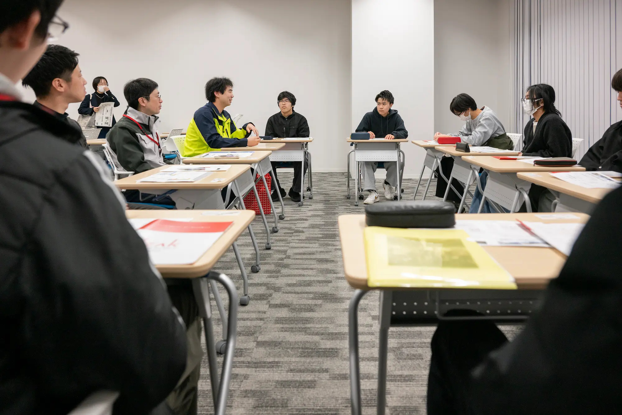 アイザック様グループ　座談会写真